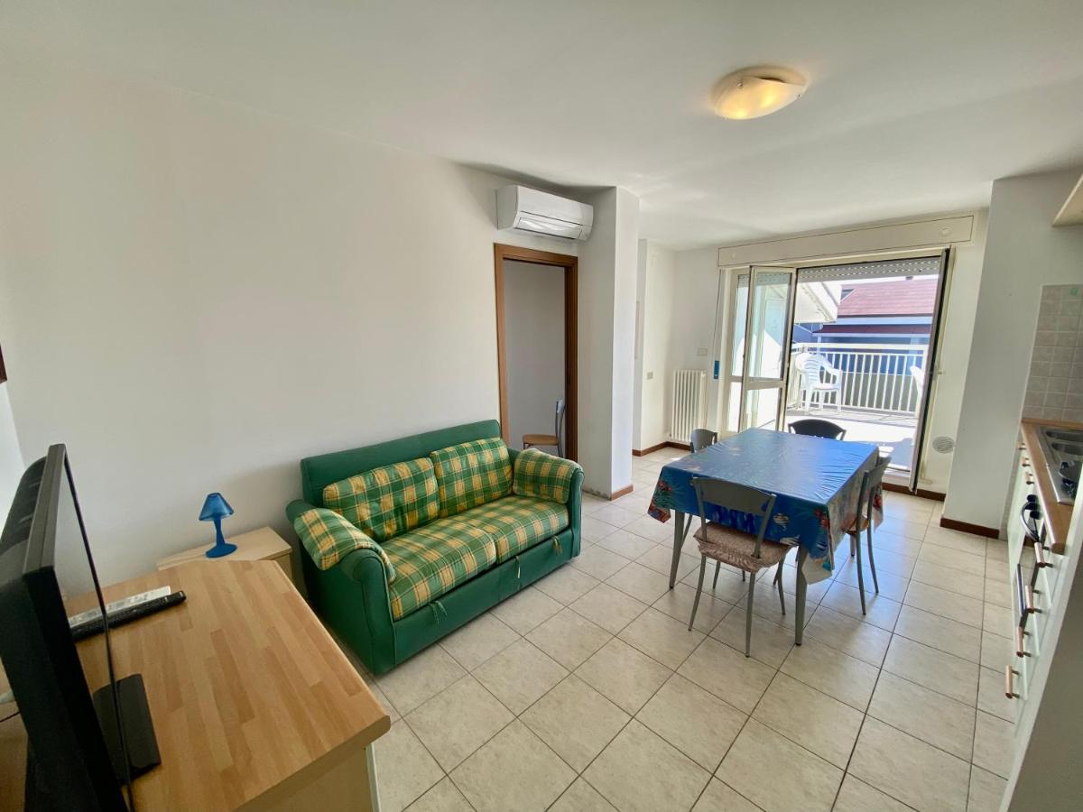 Apartamento Vista Mare Con E Piscina Alba Adriatica