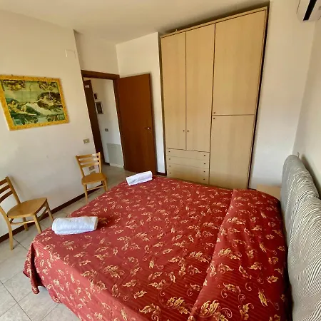 Appartamento Vista Mare Con Spiaggia E Piscina Alba Adriatica Exterior foto