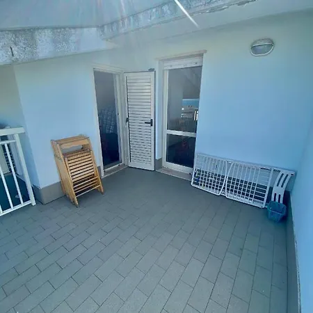 Appartamento Vista Mare Con Spiaggia E Piscina Alba Adriatica Exterior foto